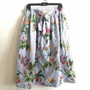 A Line Floral skirt w/ belt